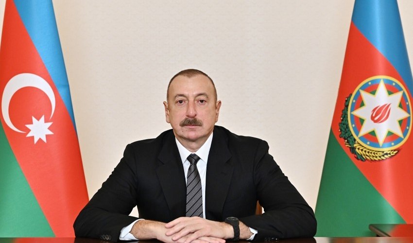 İlham Əliyev Müdafiə Nazirliyinin hərbi qulluqçularını təltif edib