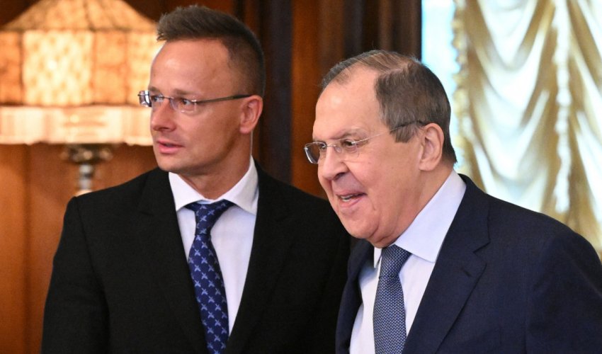 Rusiya və Macarıstan XİN rəhbərləri Ukraynanı müzakirə ediblər Rusiya və Macarıstan XİN rəhbərləri Ukraynanı müzakirə ediblər