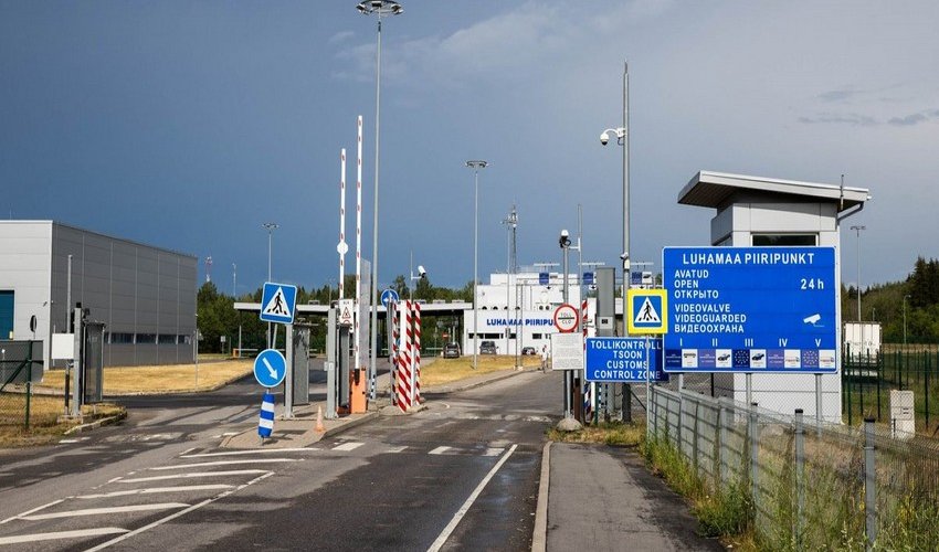 Estonia implements EU ban on vehicles with Belarusian license plates Estonia implements EU ban on vehicles with Belarusian license plates