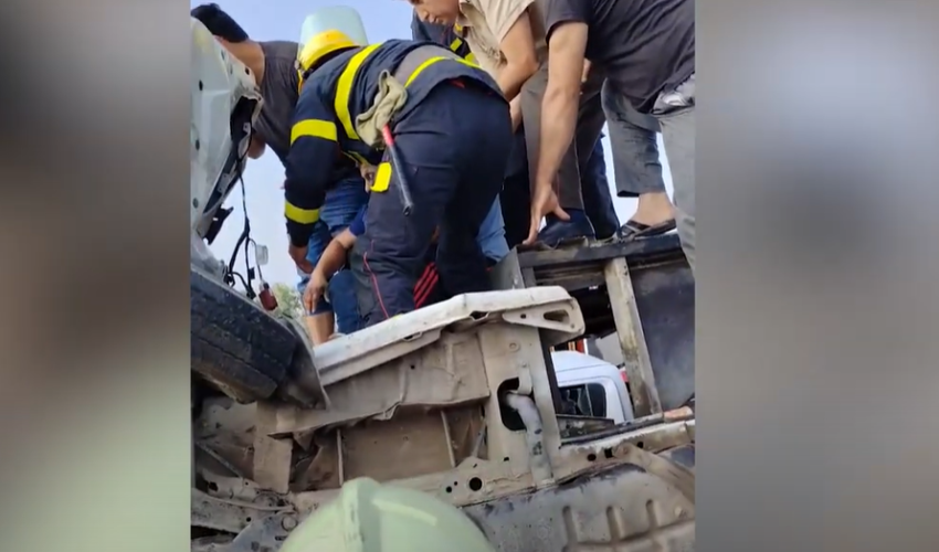 İmişlidə yük və minik maşınları toqquşub - Video İmişlidə yük və minik maşınları toqquşub - Video