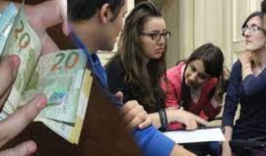 Azərbaycanın iki universitetində təhsil haqqı artırılıb Azərbaycanın iki universitetində təhsil haqqı artırılıb