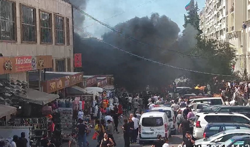 Bakıda ticarət mərkəzi yanır - Yenilənir Bakıda ticarət mərkəzi yanır - Yenilənir