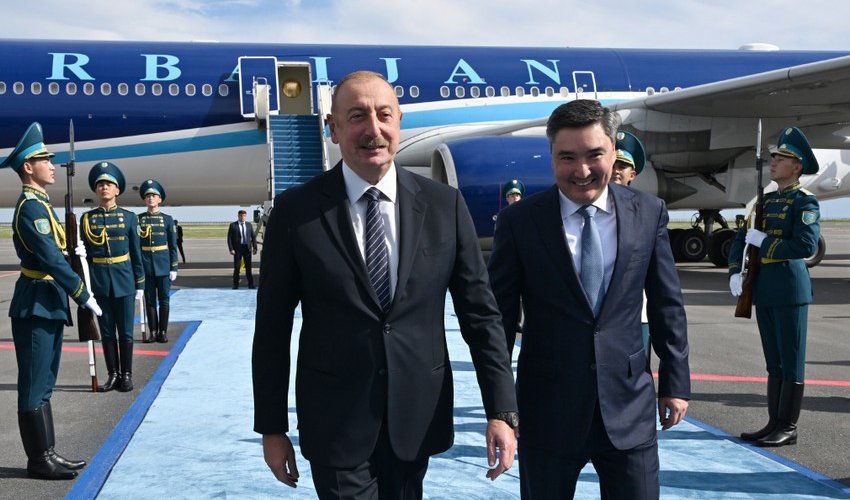 Prezident Qazaxıstana rəsmi səfərə gedib Prezident Qazaxıstana rəsmi səfərə gedib