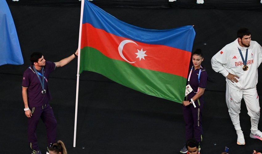 XXXIII Yay Olimpiya Oyunlarının bağlanış mərasimi keçirilir XXXIII Yay Olimpiya Oyunlarının bağlanış mərasimi keçirilir