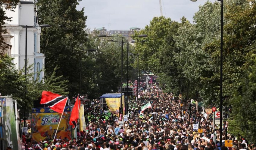 Londonda keçirilən Karib Karnavalının ilk günündə 90 nəfər saxlanılıb