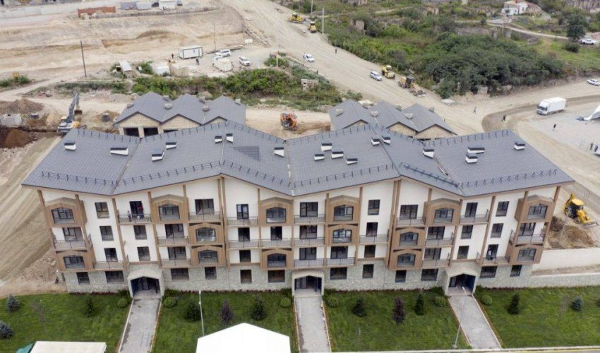 Birinci mərhələdə Kəlbəcərə 201 ailə köçürüləcək Birinci mərhələdə Kəlbəcərə 201 ailə köçürüləcək