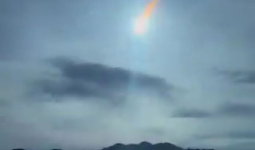 Yerə asteroid düşüb - Video Yerə asteroid düşüb - Video