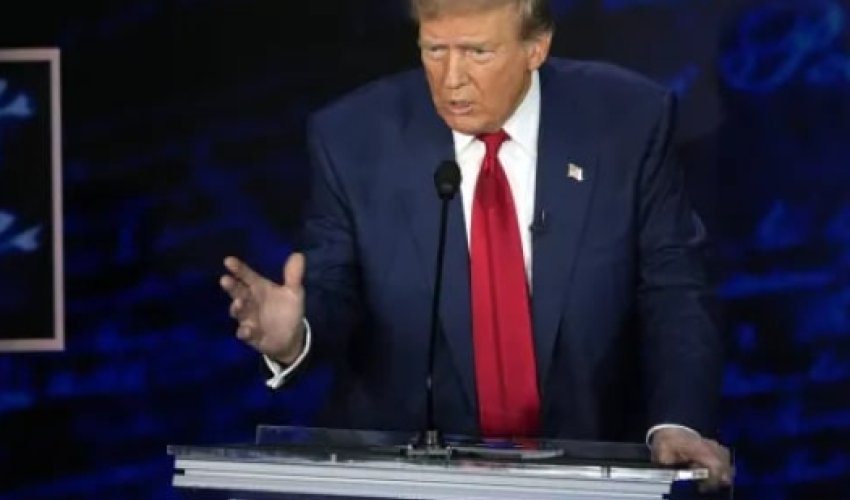 Республиканцы расстроены выступлением Трампа на дебатах Республиканцы расстроены выступлением Трампа на дебатах
