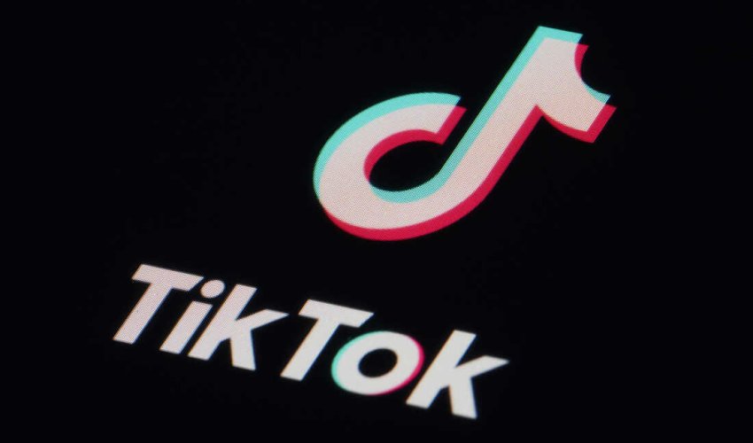 TikTok удалила аккаунты Sputnik и RT из-за санкций США