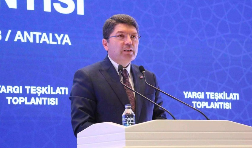 Türkiyənin ədliyyə naziri Azərbaycana səfərə gəlib Türkiyənin ədliyyə naziri Azərbaycana səfərə gəlib