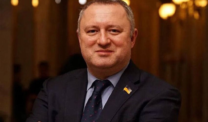 Ukraynanın baş prokuroru vəzifəsindən azad edilib