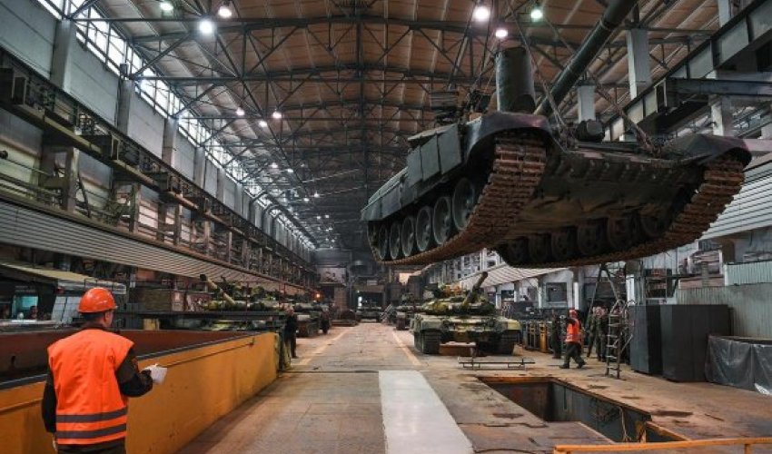 Rusiyanın müharibə aparmaq üçün pul ehtiyatları tükənir Rusiyanın müharibə aparmaq üçün pul ehtiyatları tükənir