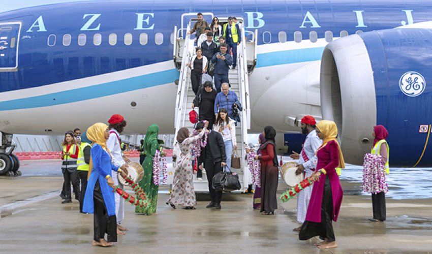 AZAL выполнил первый рейс из Баку на Мальдивские острова