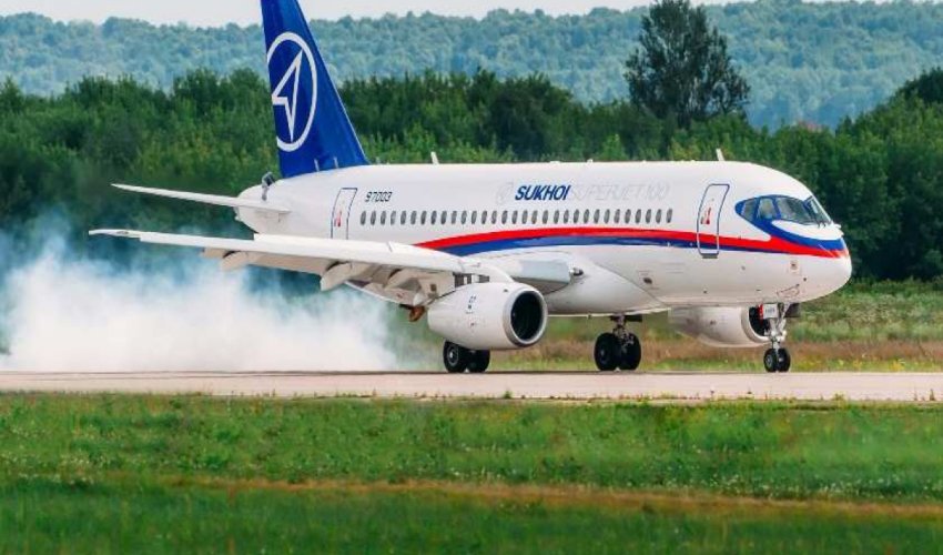 Antalya hava limanında Rusiyanın SSJ-100 təyyarəsi yanıb