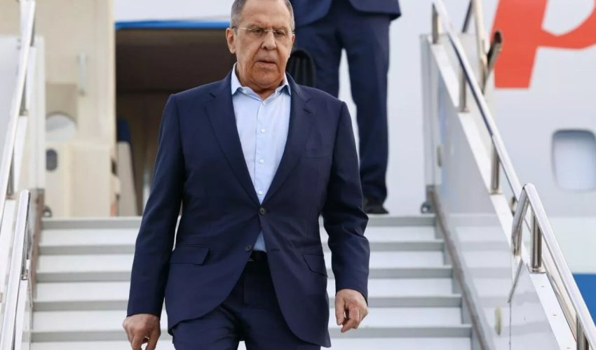 Lavrov Qətərə səfər edib