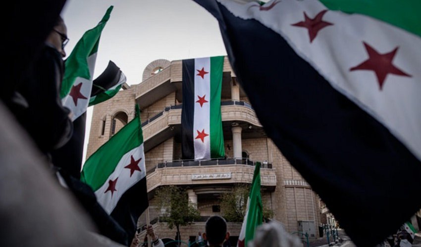 Syria’s armed opposition guarantees safety to previously conscripted military servicemen Syria’s armed opposition guarantees safety to previously conscripted military servicemen