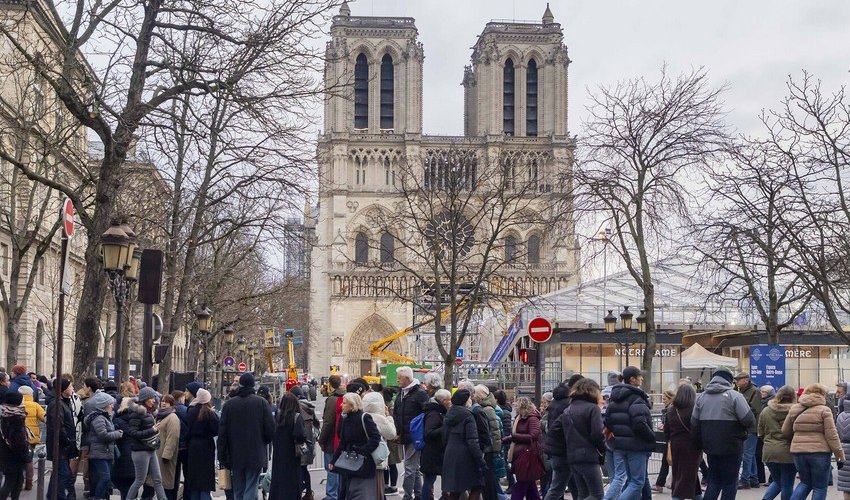 Carcinogenic lead used in Notre Dame Cathedral restoration