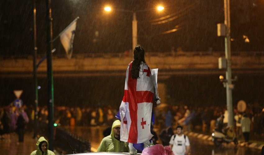 Tbilisidə etirazlar 15 gündür davam edir