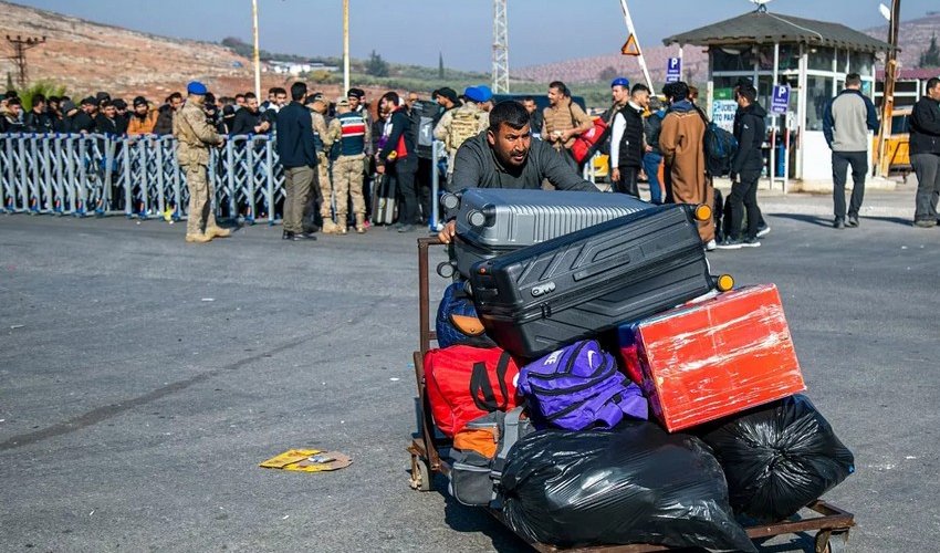 Türkiyədən ölkəsinə qayıdan suriyalıların sayı açıqlanıb