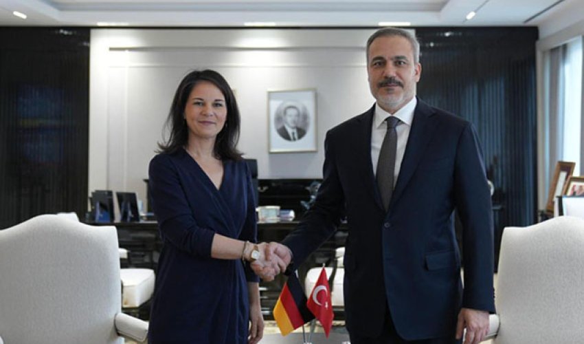 Hakan Fidan Berbokla görüşüb Hakan Fidan Berbokla görüşüb