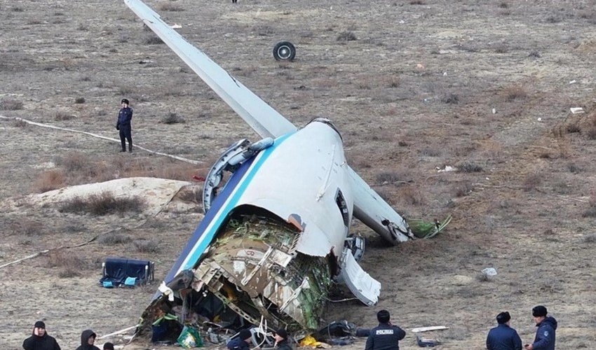 Times: Video of AZAL plane crash reveals possible missile strike