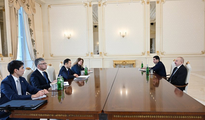 Prezident Kayrat Sarıbayı qəbul edib