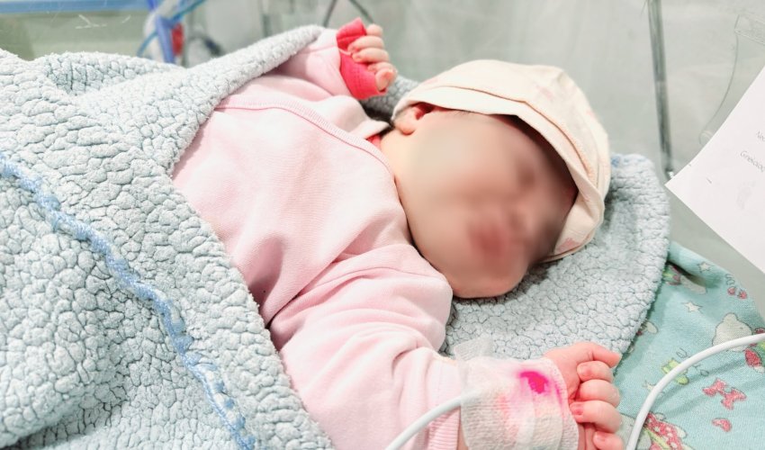 Bakıda çəkisi 6 kq olan uşaq doğulub