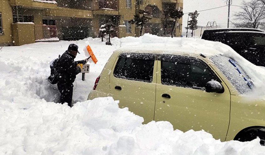 Yaponiyada güclü qar nəticəsində xəsarət alanlar var