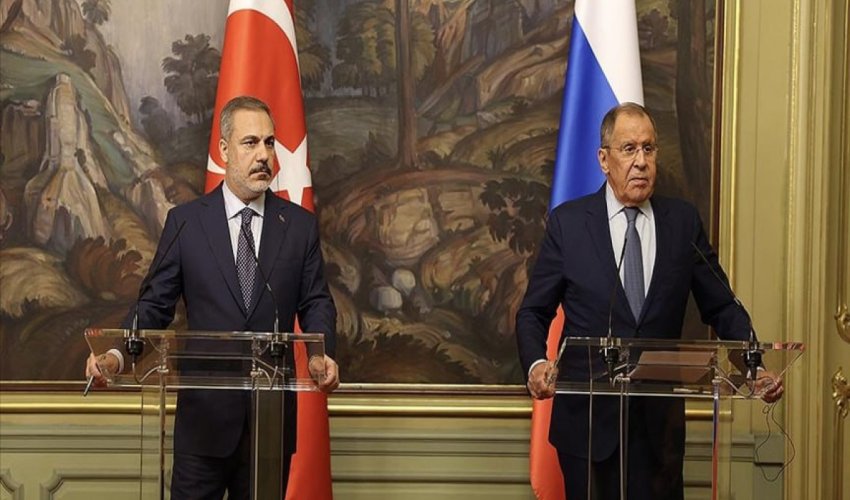 Hakan Fidan və Lavrov Ukraynadakı vəziyyəti müzakirə edib