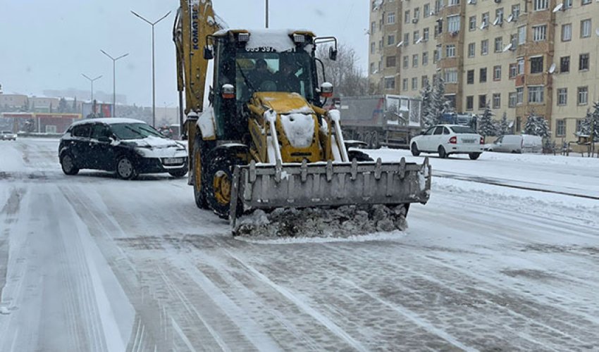 Hava şəraitinə görə texnikalar hazır vəziyyətə gətirilib