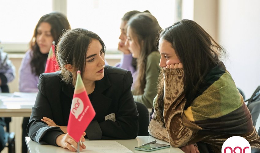 Nar continues to share its expertise in mobile communications with
AZTU students