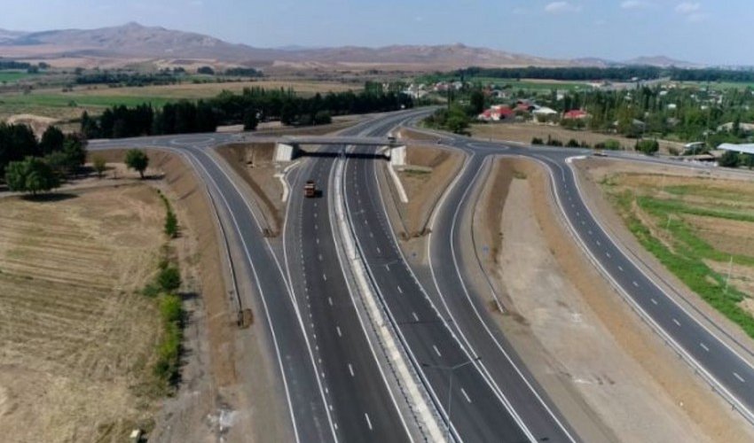 Госагентство автодорог Азербайджана обратилось к водителям