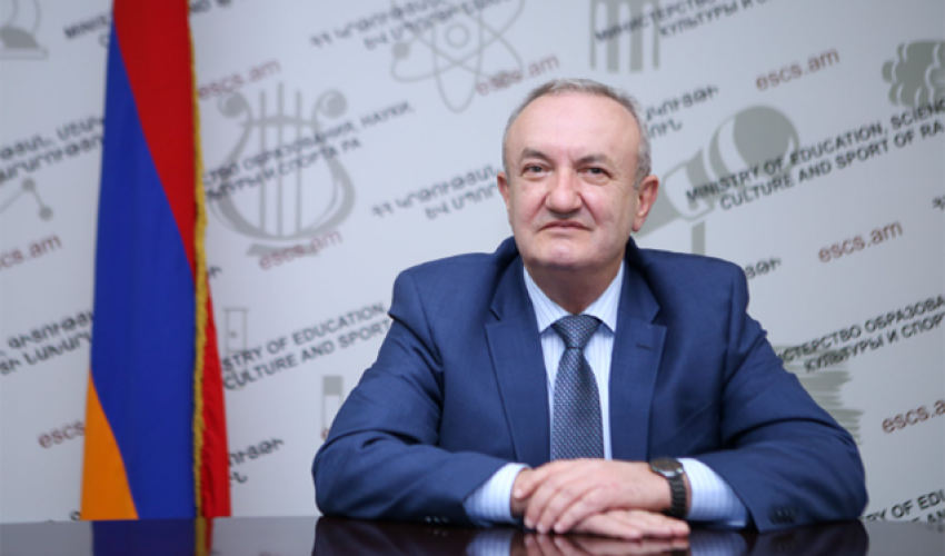 Vahram Dumanyan vəzifəsindən azad edilib