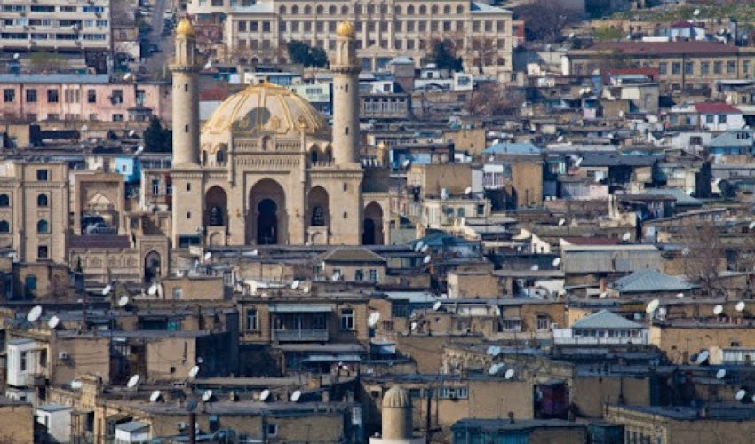 İstismar müddətini başa vurmuş tikililərlə əlaqədar iki komissiya yaradılıb