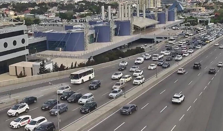 Bəzi yollarda tıxac var - Siyahı Bəzi yollarda tıxac var - Siyahı