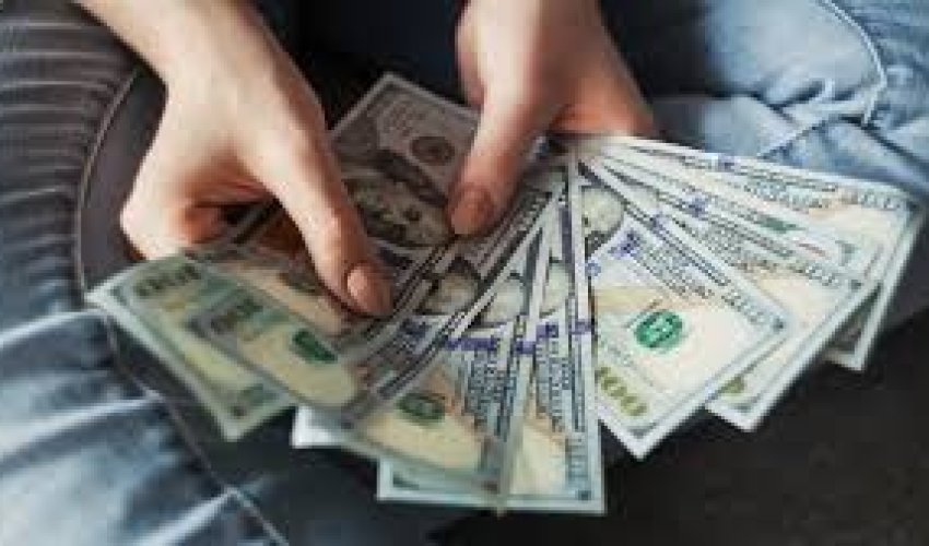 Kazakhstan central bank reports tenge weakening, $968 mln in National Fund FX sales in April Kazakhstan central bank reports tenge weakening, $968 mln in National Fund FX sales in April