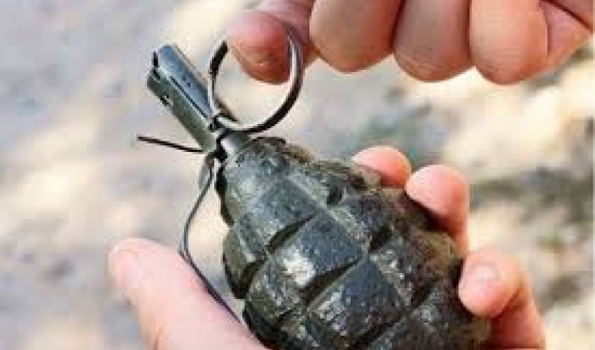 Xocalıda qumbara partlayıb, 17 yaşlı oğlan xəsarət alıb
Xocalıda qumbara partlayıb, 17 yaşlı oğlan xəsarət alıb