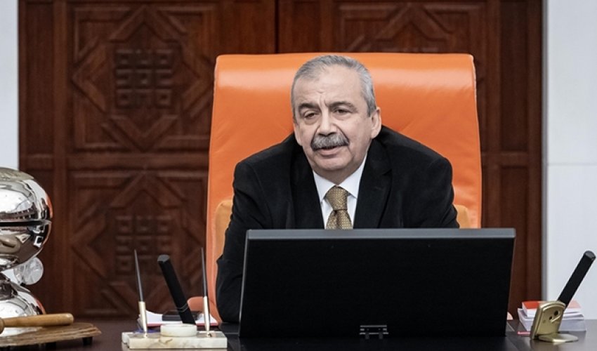 Sırrı Süreyya Öndər vəfat edib Sırrı Süreyya Öndər vəfat edib