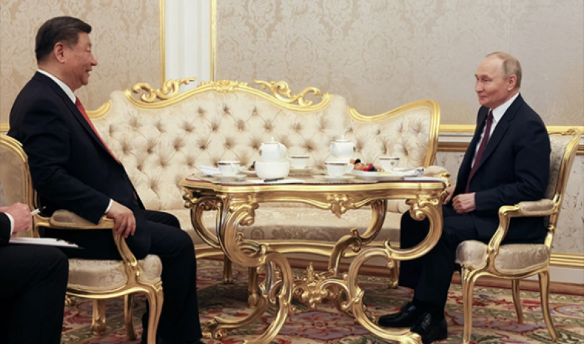 Putin və Si Cinpinin danışıqları 7 saatdan çox davam edib Putin və Si Cinpinin danışıqları 7 saatdan çox davam edib
