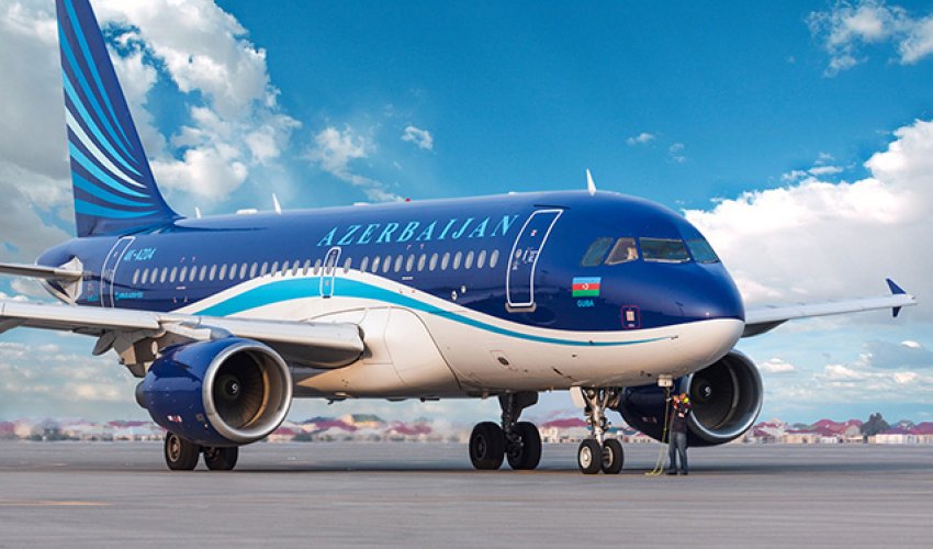 AZAL о рейсах в Москву