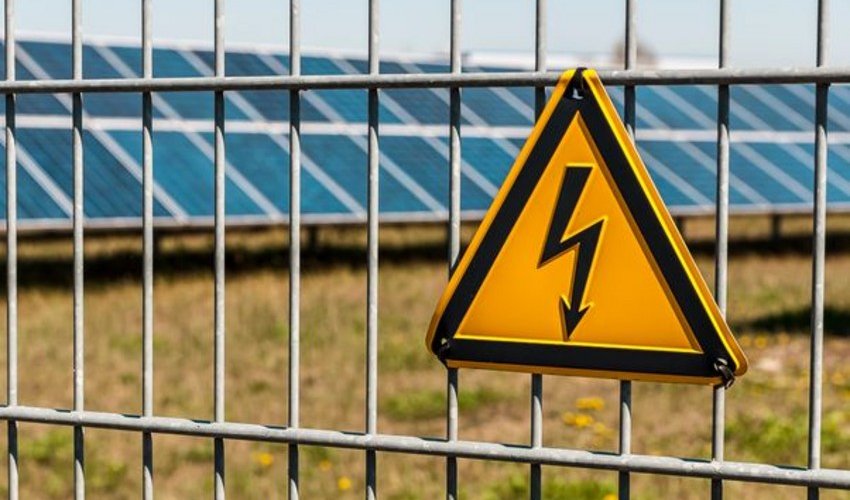 Qubada iki nəfəri elektrik cərəyanı vurub, biri ölüb Qubada iki nəfəri elektrik cərəyanı vurub, biri ölüb