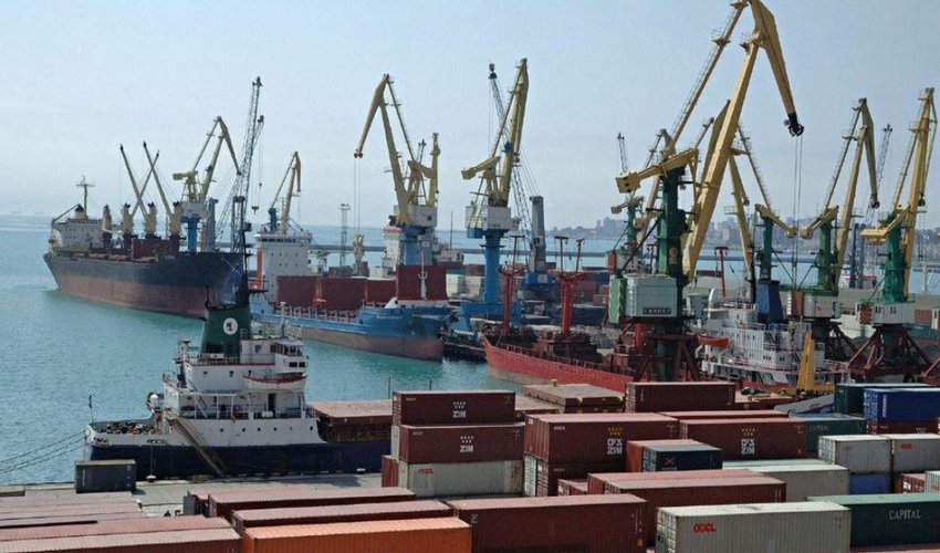 Azərbaycanda dəniz nəqliyyatı ilə yük daşımaları 13 %-ə yaxın artıb Azərbaycanda dəniz nəqliyyatı ilə yük daşımaları 13 %-ə yaxın artıb