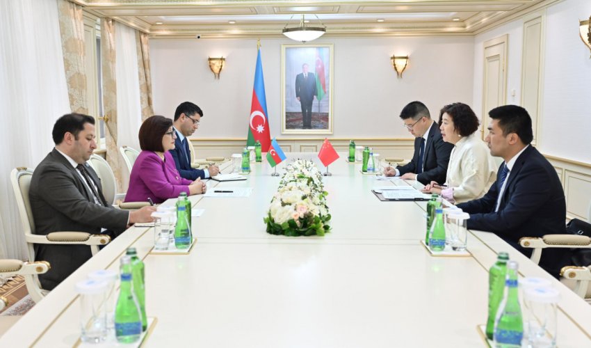 Sahibə Qafarova Çin səfiri ilə görüşüb Sahibə Qafarova Çin səfiri ilə görüşüb