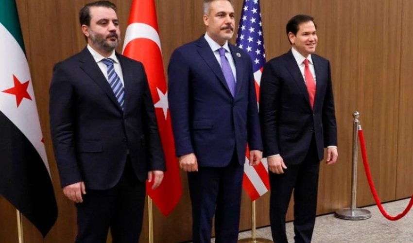 Türkiyə, ABŞ və Suriya XİN rəhbərlərinin görüşü olub Türkiyə, ABŞ və Suriya XİN rəhbərlərinin görüşü olub