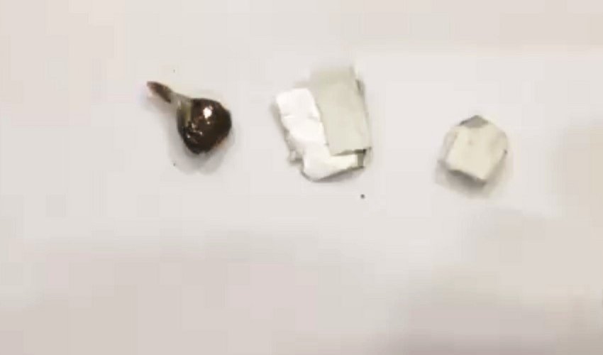Ana həbsdəki oğluna narkotik keçirmək istəyib Ana həbsdəki oğluna narkotik keçirmək istəyib