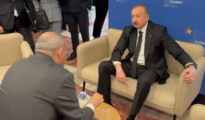 İlham Əliyevlə Nikol Paşinyanın Tiranada görüşü olub İlham Əliyevlə Nikol Paşinyanın Tiranada görüşü olub