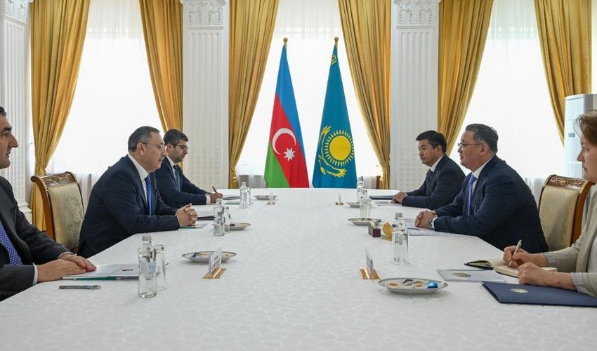 Xələf Xələfov Qazaxıstana səfər edib Xələf Xələfov Qazaxıstana səfər edib