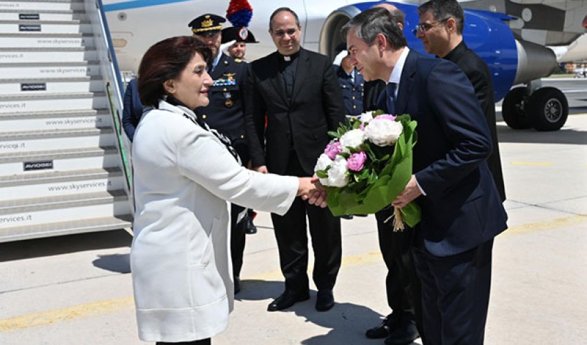 Sahibə Qafarova Papanın andiçmə mərasimində iştirak edəcək Sahibə Qafarova Papanın andiçmə mərasimində iştirak edəcək