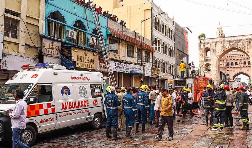 Hindistanda yanğın olub,17 nəfər ölüb Hindistanda yanğın olub,17 nəfər ölüb