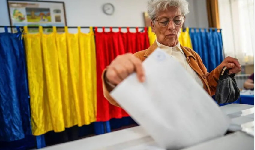 Bucharest mayor wins Romanian presidency, rival calls for protests Bucharest mayor wins Romanian presidency, rival calls for protests